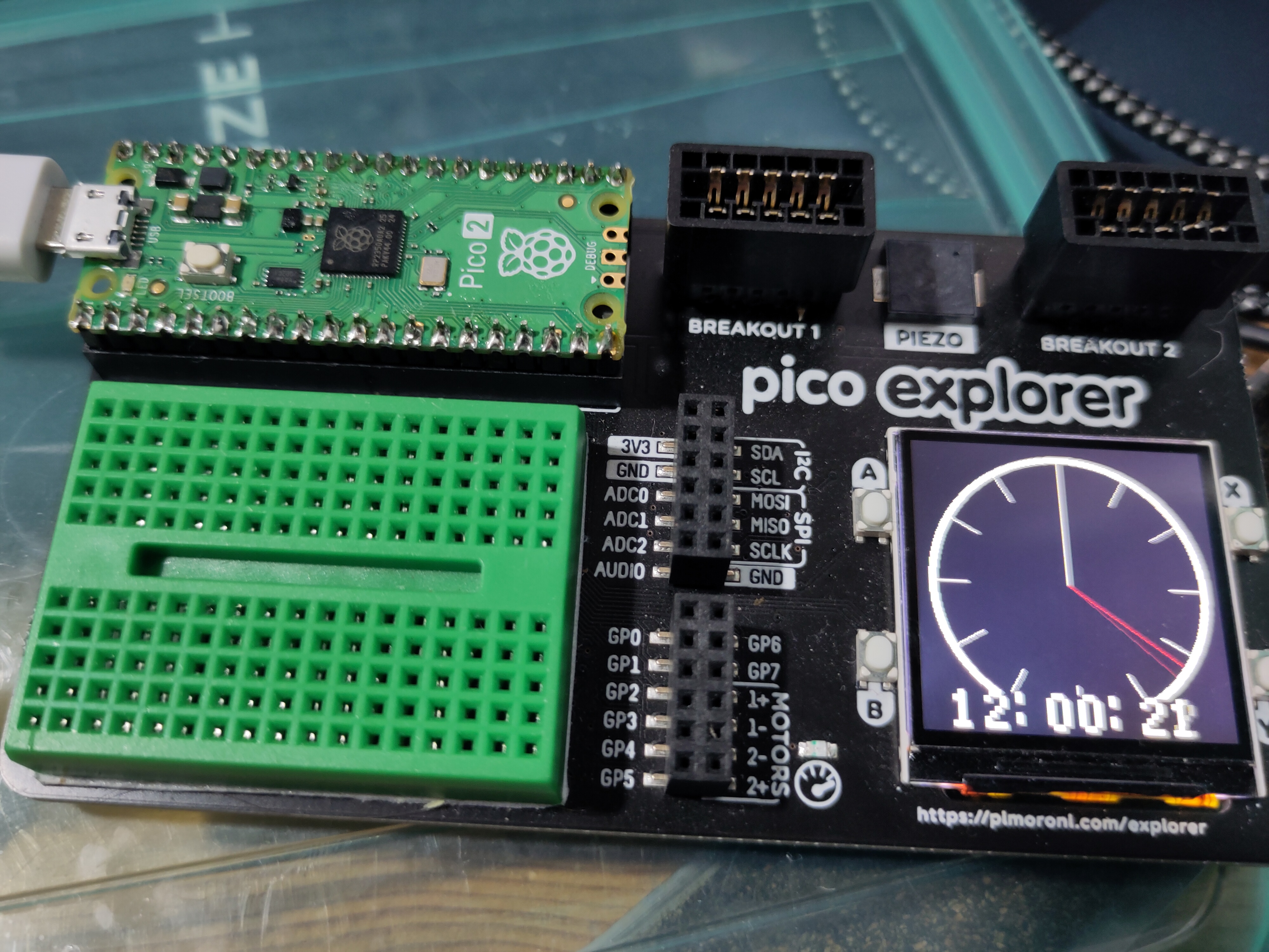 Clock running on the Pico 2.